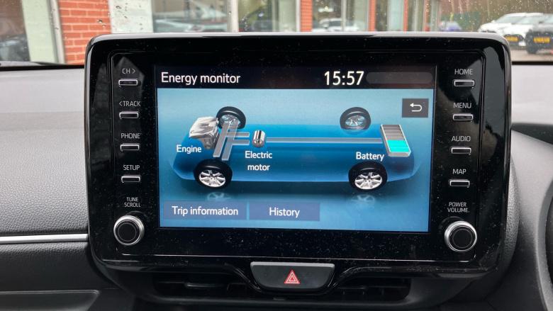 Toyota Yaris 1.5 Hybrid Design 5dr CVT Hybrid Hatchback